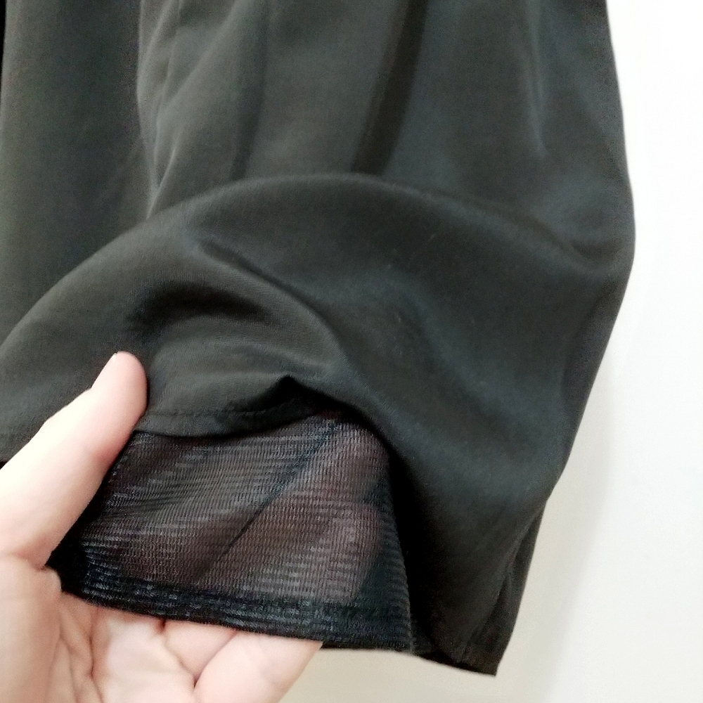 BeBop All Black Sleeveless Ruffle Bow Dress with Drawstring & Pockets (Medium) - Picture 8 of 8